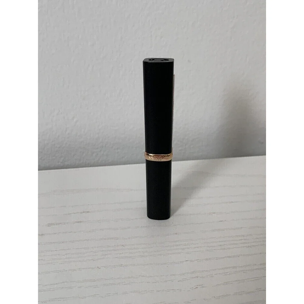 Loreal Color Riche Voluminous Matte Lipstick, #203 Le Rouge Avant-Garde *NEW*